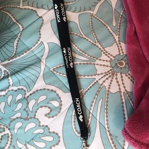 “Coach” lanyard